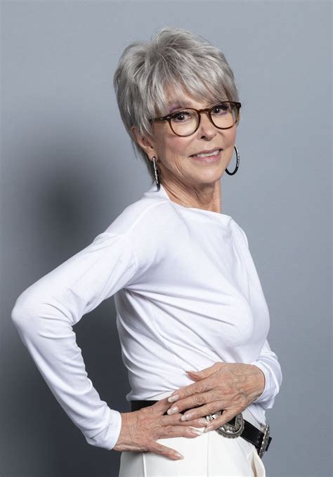 coupe de cheveux court femme 60 ans|11 idées de coupe courte pour femme de 60 ans。